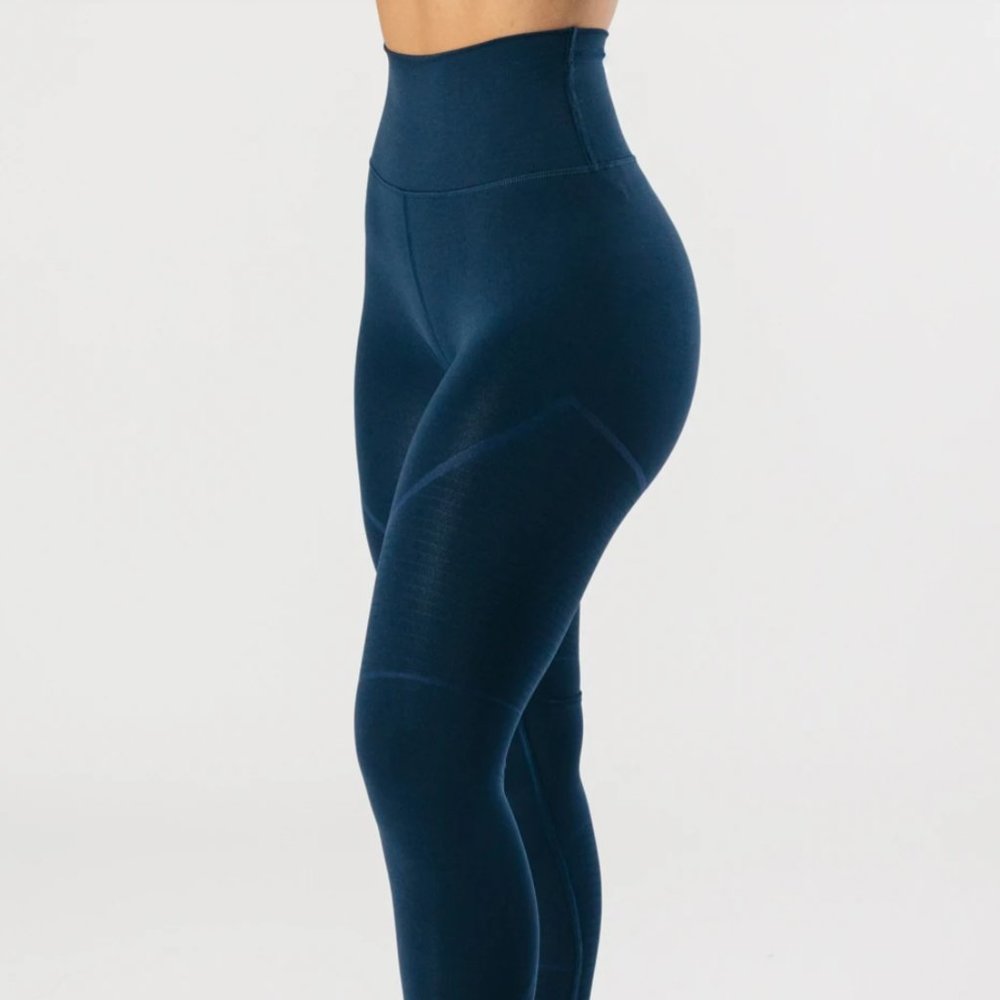 ALPHALETE OG REVIVAL LEGGING (Tuxedo Blue/Size XL)